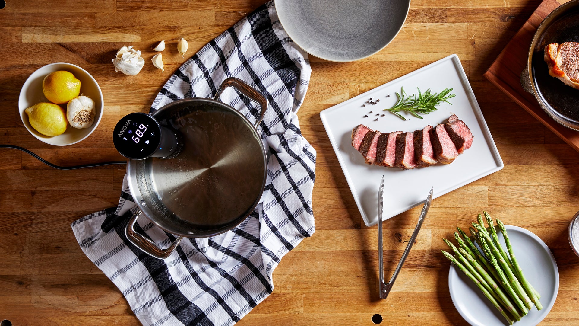 Video laden: Der Anova Precision® Cooker Nano